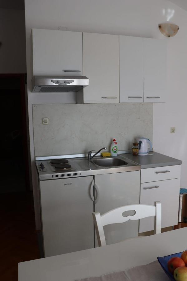Apartments Ivanka Starigrad Paklenica Bagian luar foto
