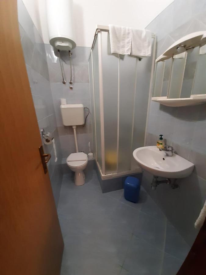 Apartments Ivanka Starigrad Paklenica Bagian luar foto