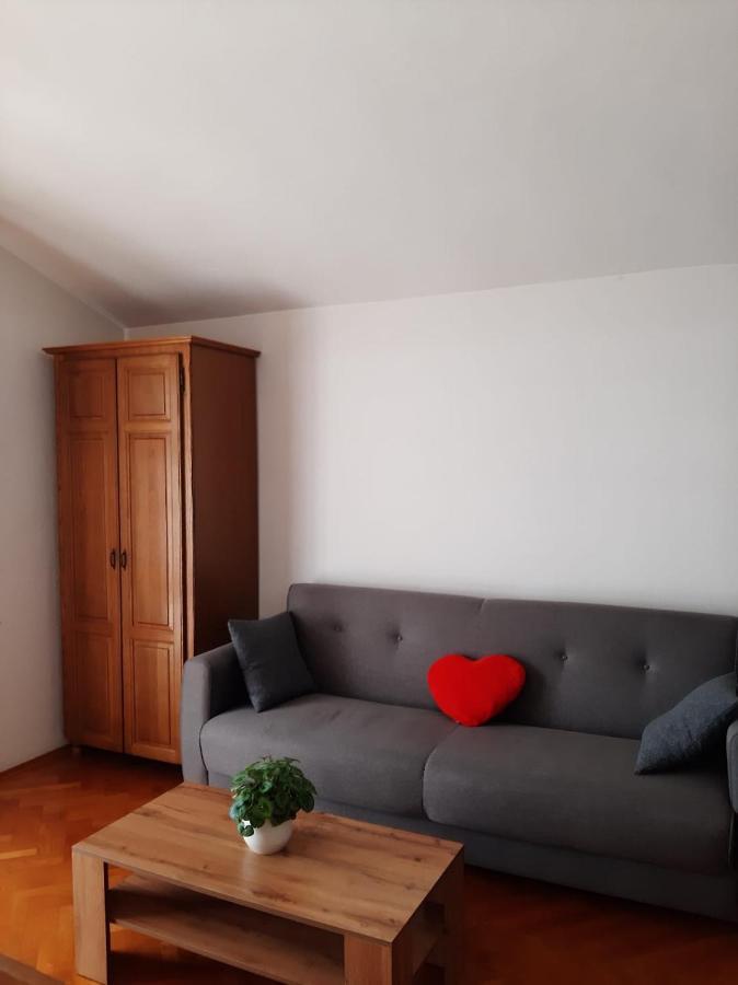 Apartments Ivanka Starigrad Paklenica Bagian luar foto