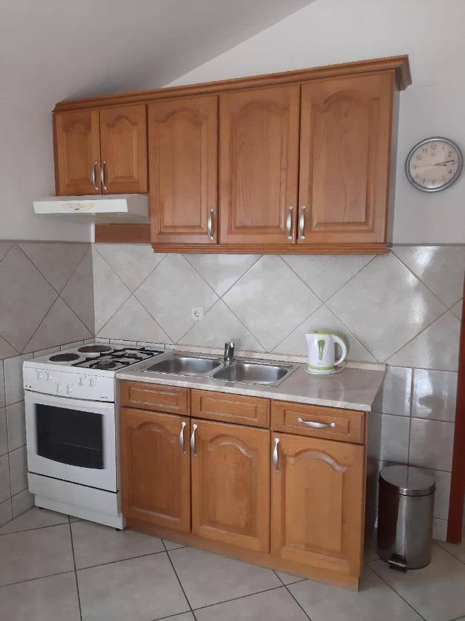 Apartments Ivanka Starigrad Paklenica Bagian luar foto