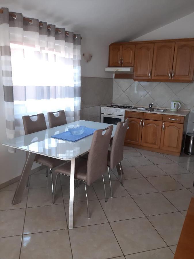 Apartments Ivanka Starigrad Paklenica Bagian luar foto