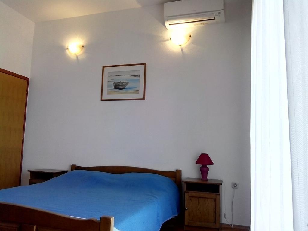 Apartments Ivanka Starigrad Paklenica Ruang foto