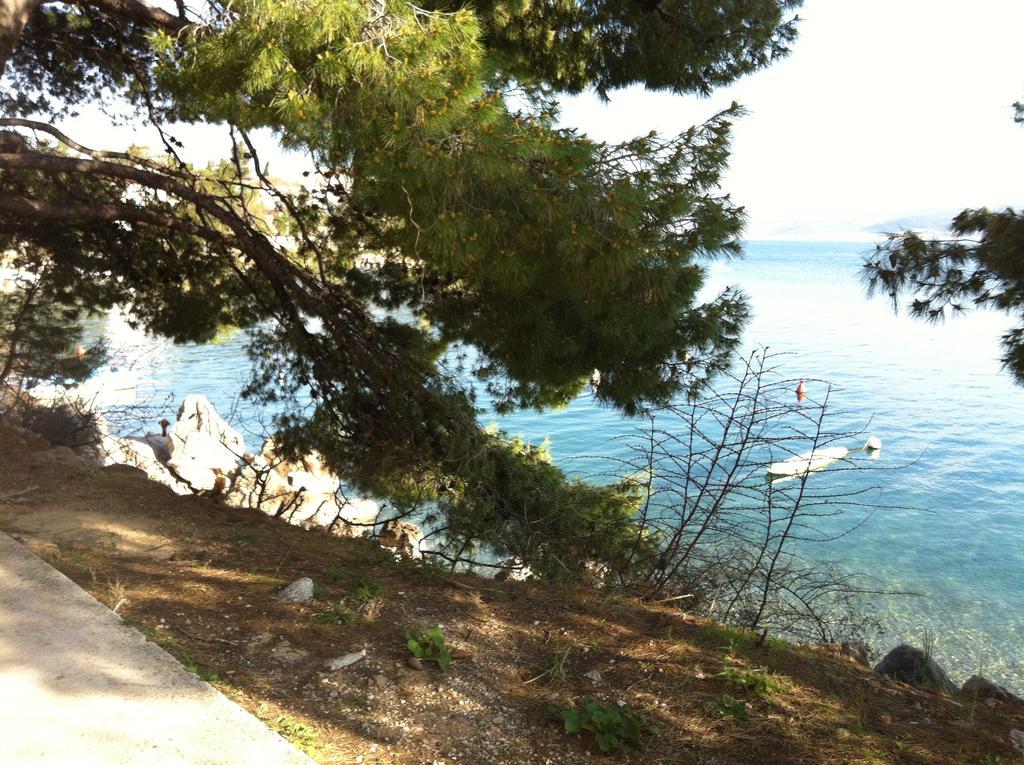 Apartments Ivanka Starigrad Paklenica Bagian luar foto