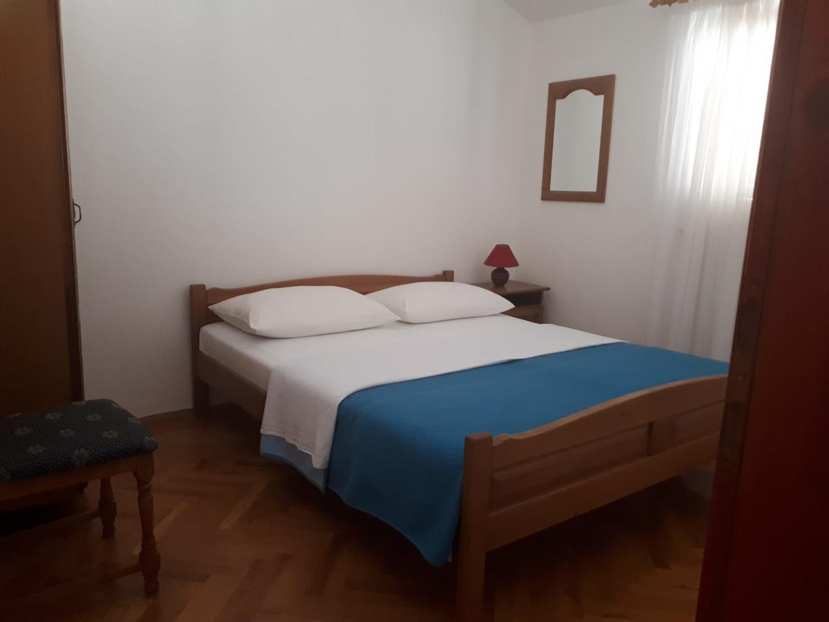 Apartments Ivanka Starigrad Paklenica Bagian luar foto